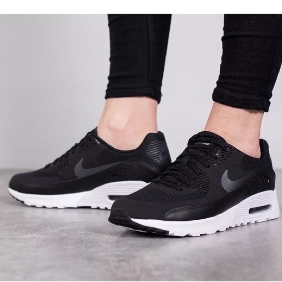 Nike Shoes - NIB Nike air max 90 ultra 2.0 in black
